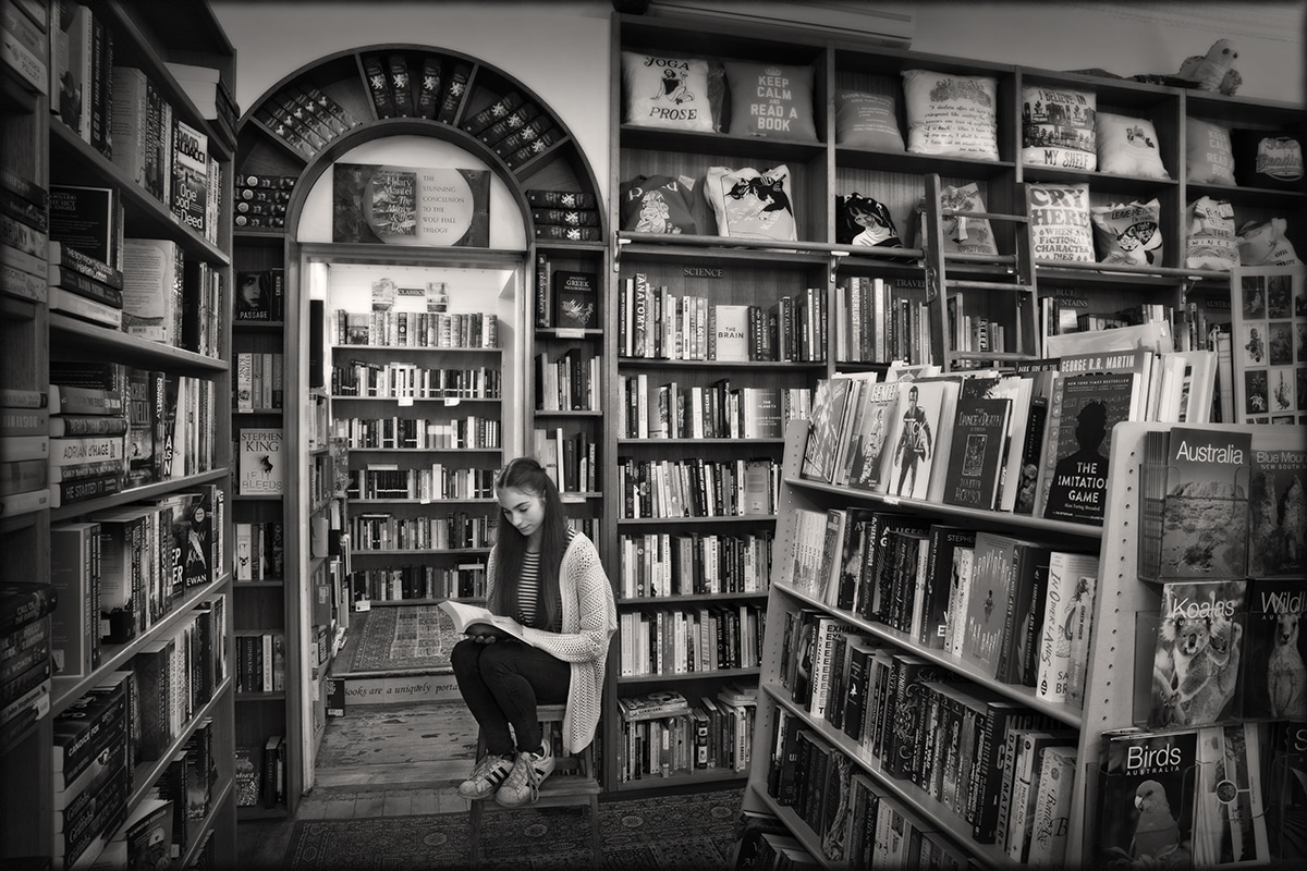 Megalong Books, Leura - Eleni